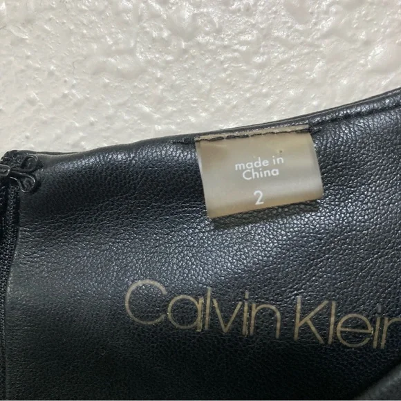CALVIN KLEIN FAUX LEATHER EMBROIDERED SHIFT DRESS WOMEN Size 2 - Picture 6 of 16